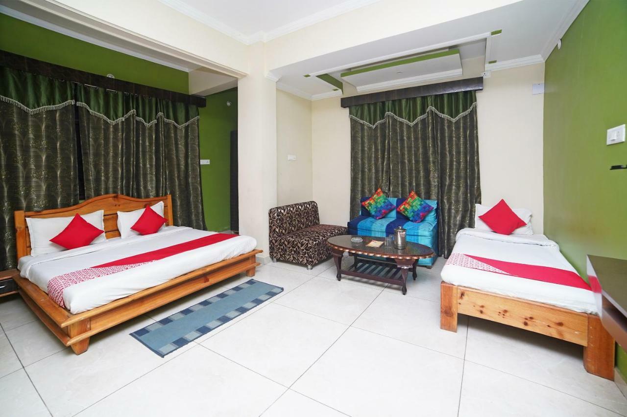 Oyo 37525 Hotel Mall Palace Pithorāgarh Esterno foto
