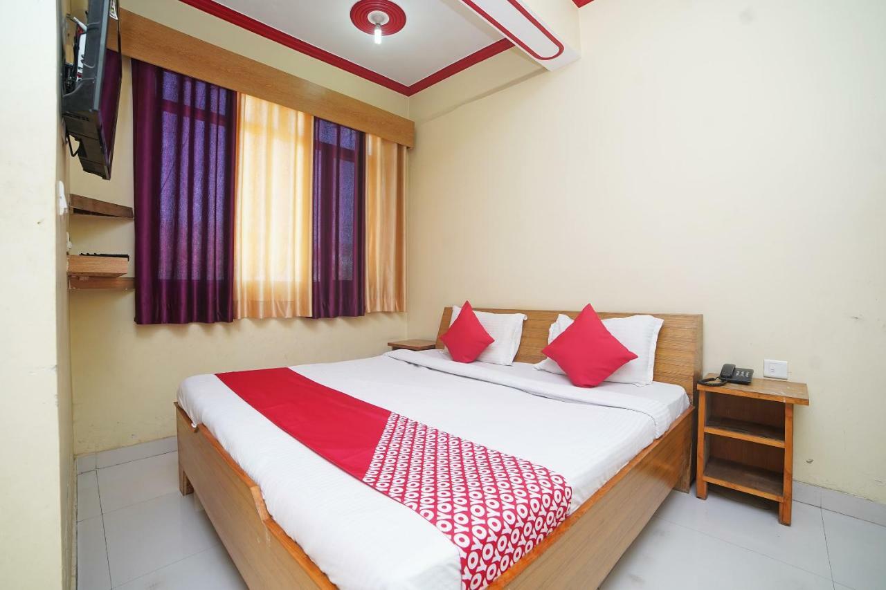 Oyo 37525 Hotel Mall Palace Pithorāgarh Esterno foto
