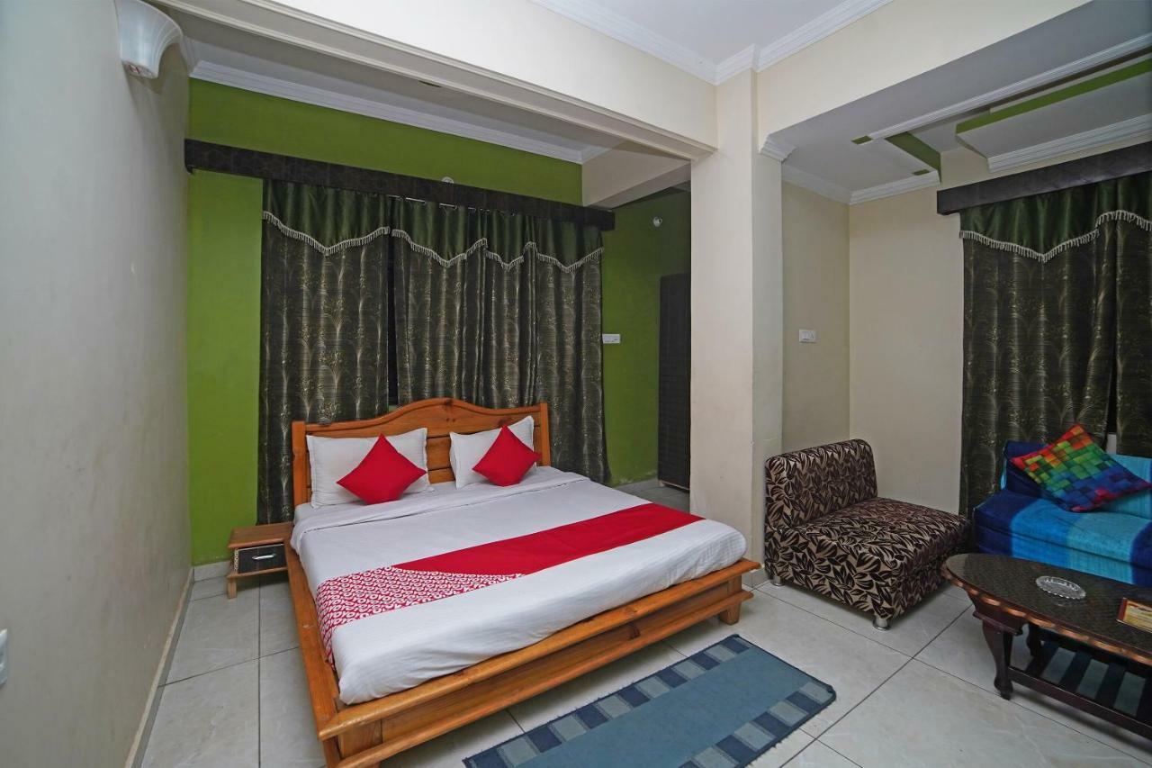 Oyo 37525 Hotel Mall Palace Pithorāgarh Esterno foto