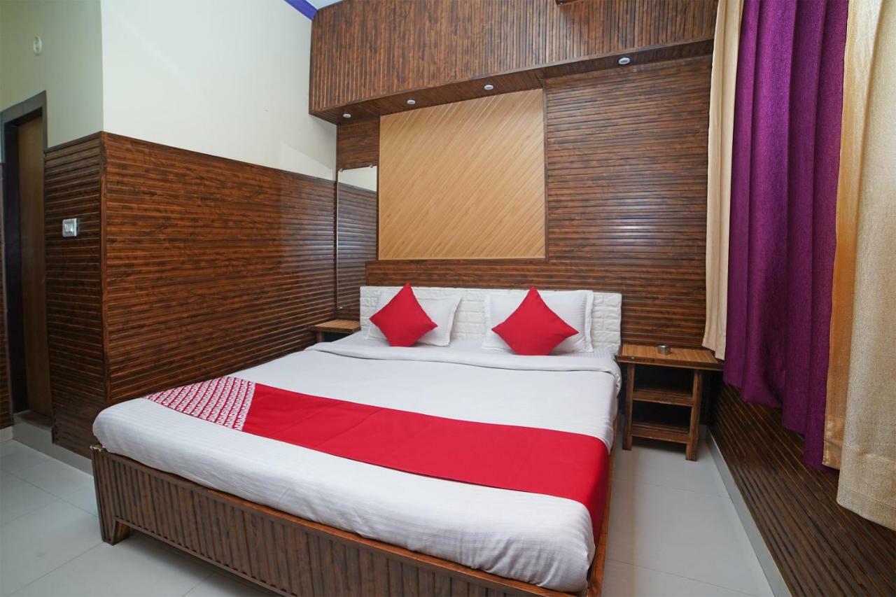 Oyo 37525 Hotel Mall Palace Pithorāgarh Esterno foto