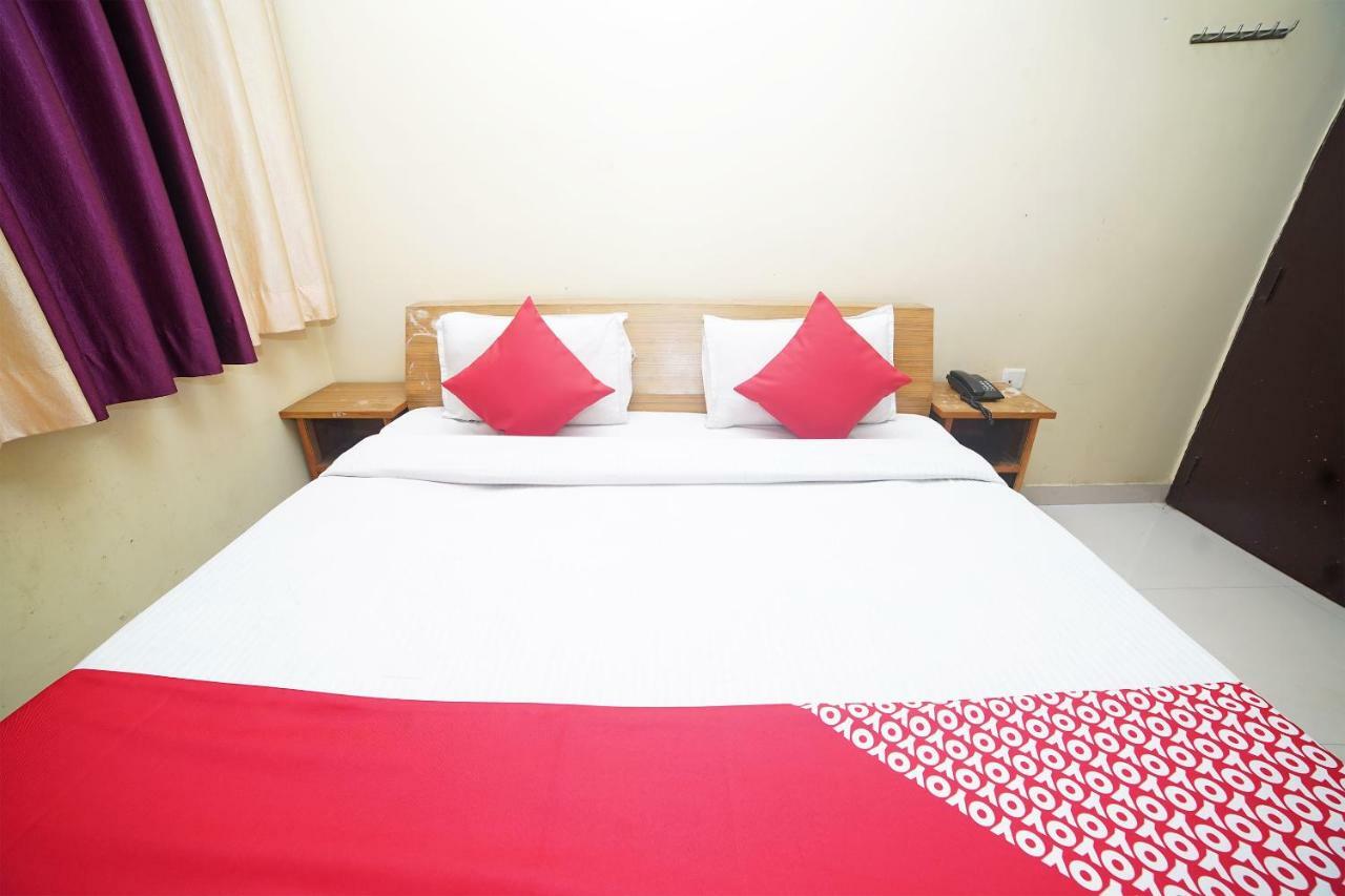 Oyo 37525 Hotel Mall Palace Pithorāgarh Esterno foto