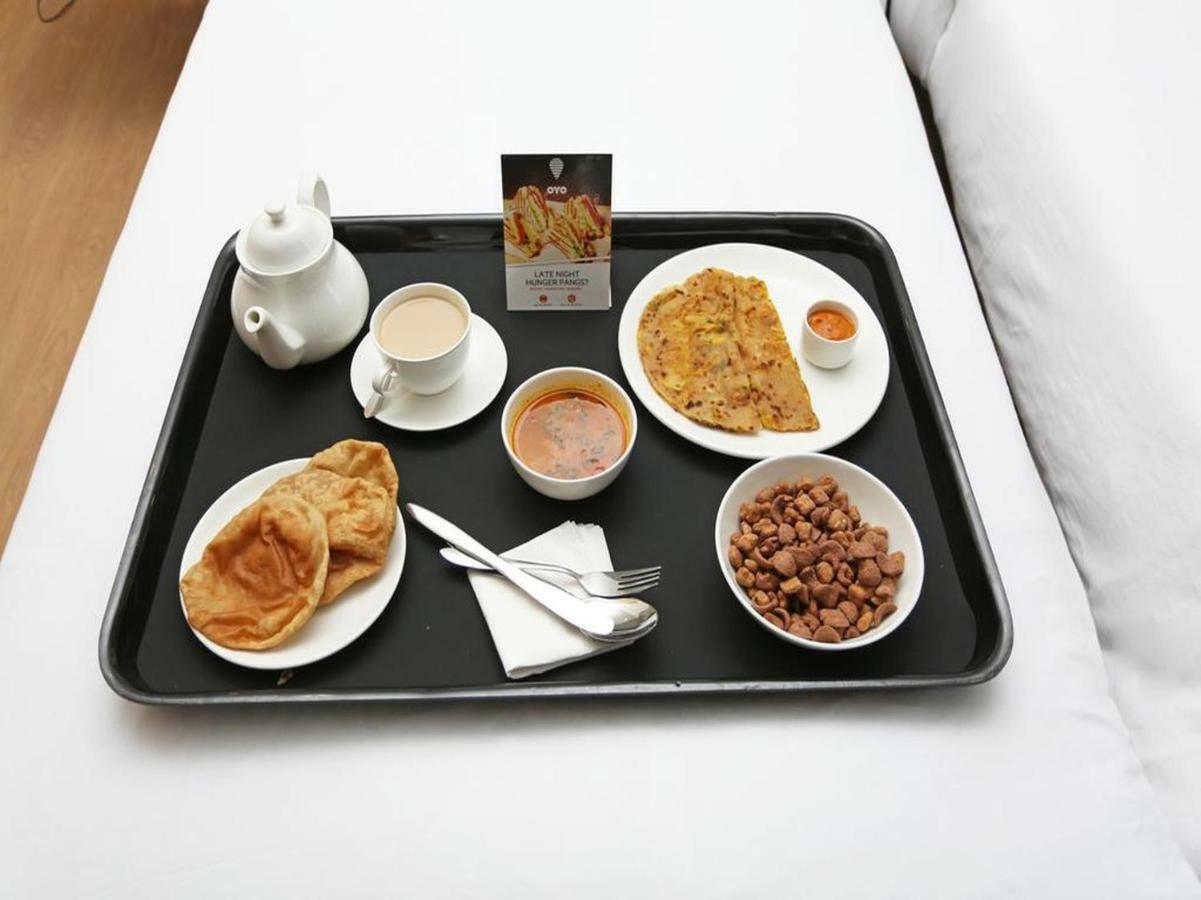 Oyo 37525 Hotel Mall Palace Pithorāgarh Esterno foto